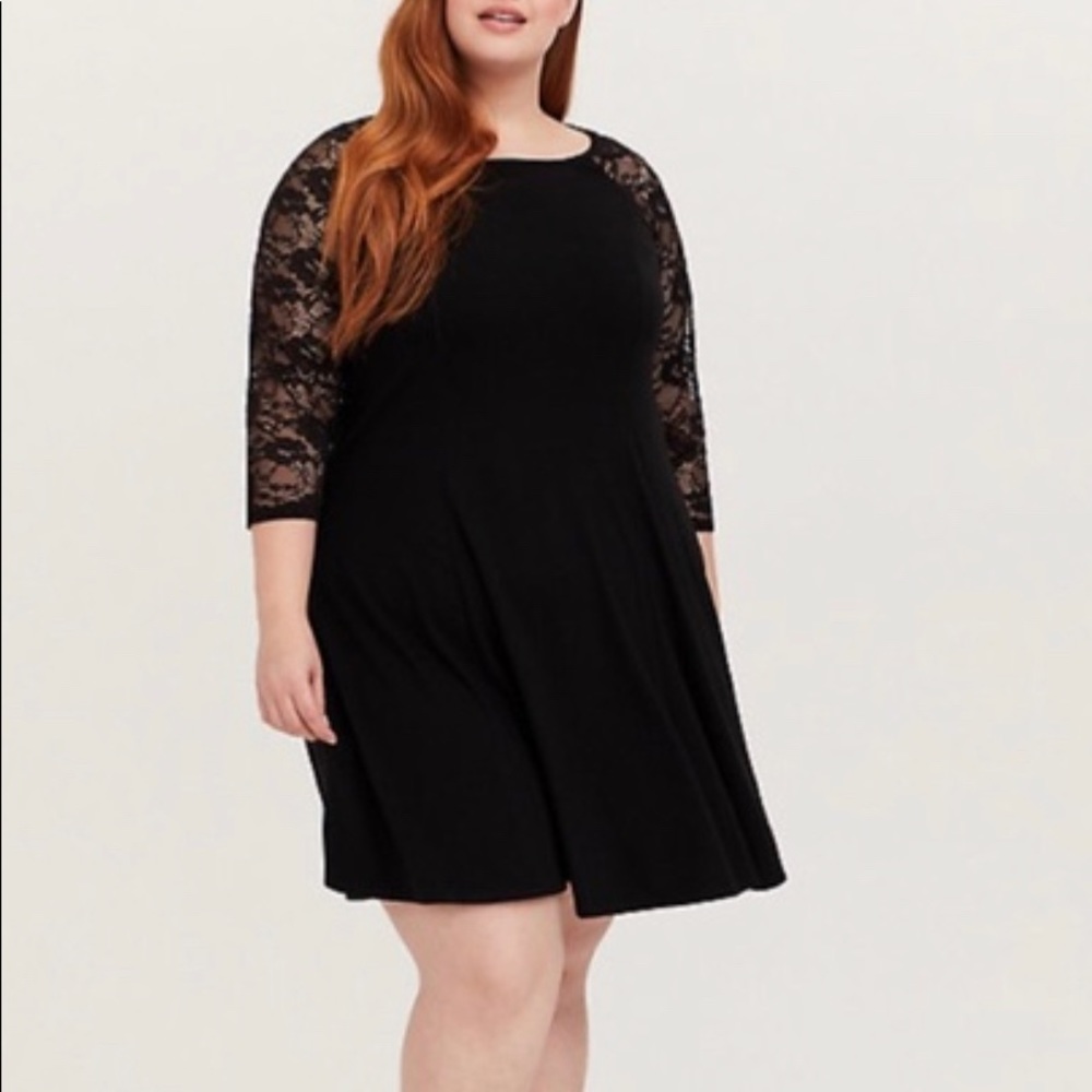 Torrid Black with Lace Sleeves Dress Size 2X NWT - Picture 2 of 5